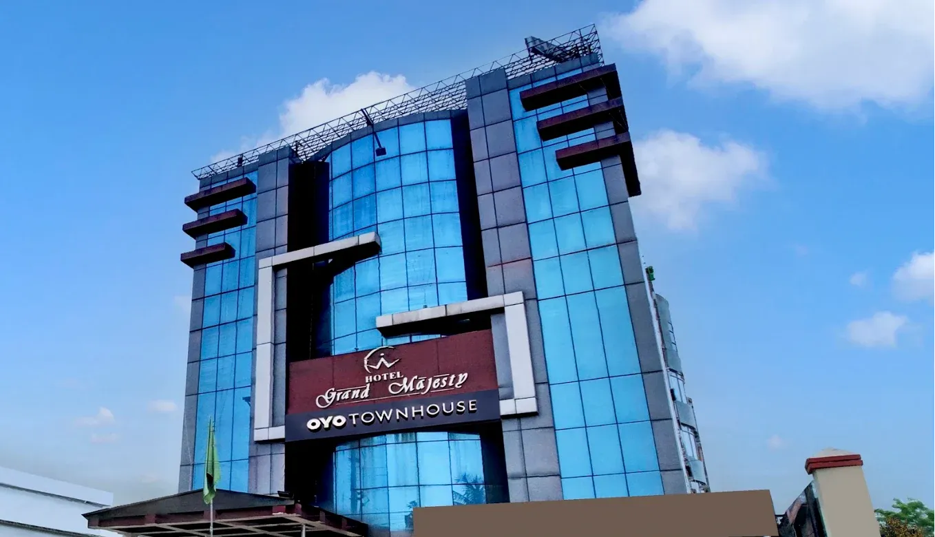 Hotel Grand Majesty